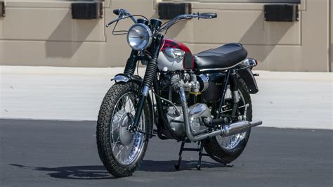 1967 Triumph Bonneville T120 F1 Monterey 2018