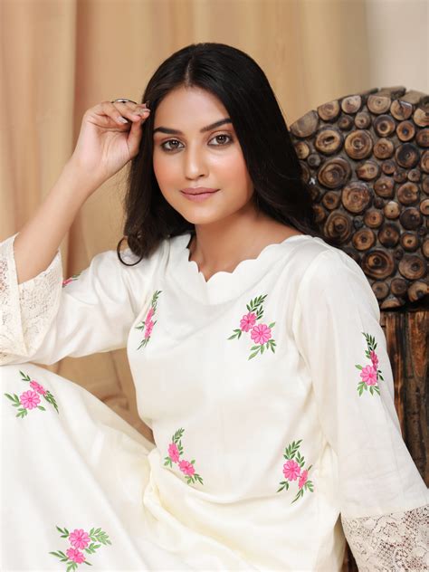 Buy Off White Kurta With Pant Set For Women Online In India