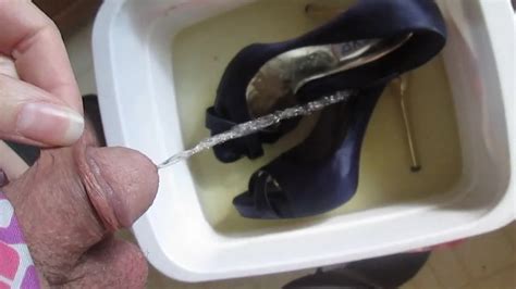 Pissing Sexy Purple Heels Fm Mrmessyshoes Again P Gay Man Porn XHamster