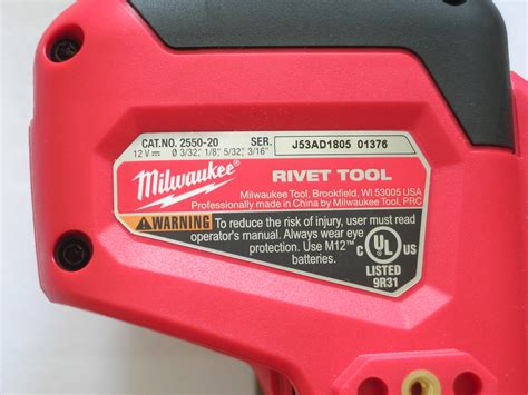 Заклепочник Milwaukee 2550-20- 52tool.ru