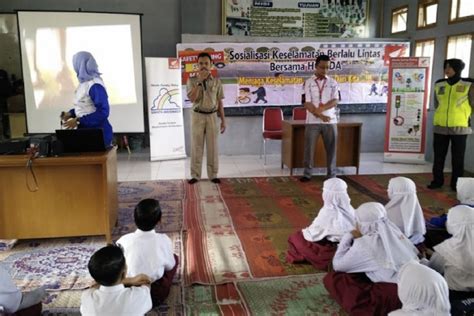 DEPOK Tinggi Prestasi Inilah 20 Sekolah Dasar SD Terbaik Di Kota