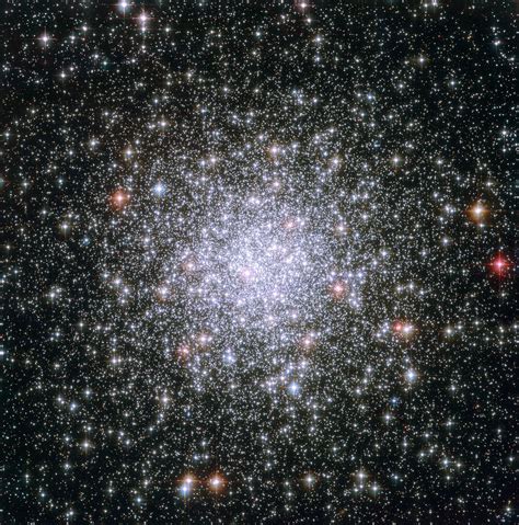 Hubble Views the Cosmic Riches of Messier 69