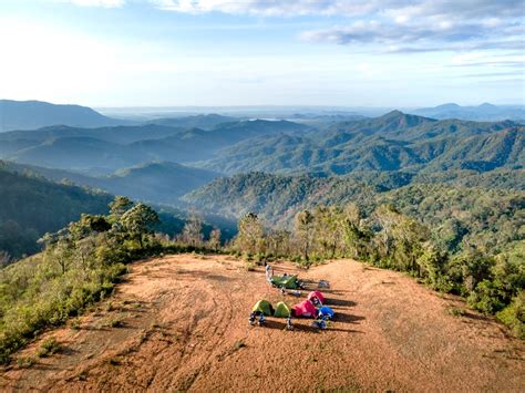 Camping Area on the Mountain Peak · Free Stock Photo