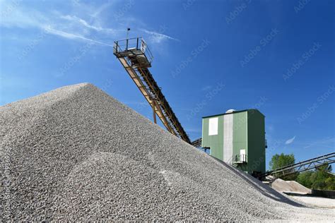 Abbau Von Kies Im Tagebau F Rderanlage Extraction Of Gravel In