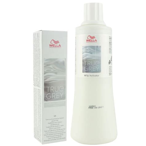 Wella True Grey Activator & Tönung Graphite Shimmer Light bei Riemax