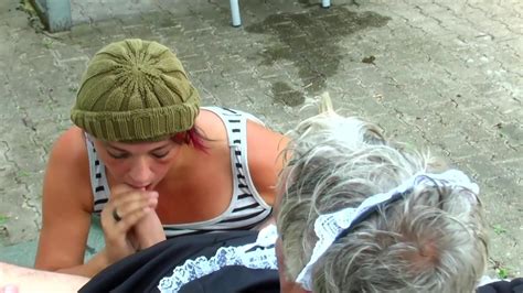 MILF Faehrt Wegen Sex In Der Mittagspause Zu Ihrem Mann XHamster