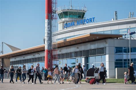 Zadarski Zra Na Luka Zadar Bilje I Najve I Porast Broja Putnika Od