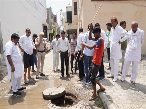 Hisar Mayor Gautam Sardana Meeting With Dairy Operators Sivarage