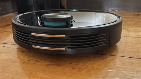 Xiaomi Viomi V3 Robot Vacuum Cleaner Review: Impressive!
