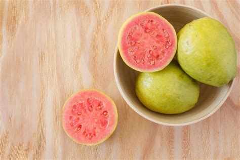 Guayaba Una Fruta Tropical Con Muchísimos Beneficios Para La Salud