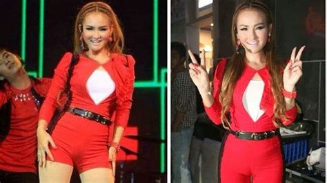 New Hot Sexy Sokun Nisa Bikini Pics