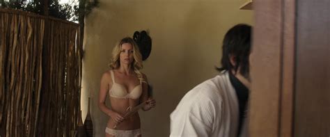 Naked Annabelle Wallis In The Brothers Grimsby