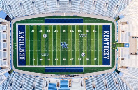 University of Kentucky Football Field Editorial Photography - Image of empty, blue: 201444947