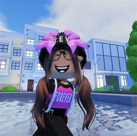 Pin On Roblox Preppy Pfp