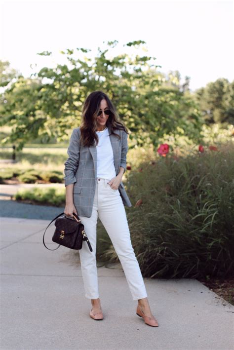 Ecru Jeans With Blazer Lilly Style