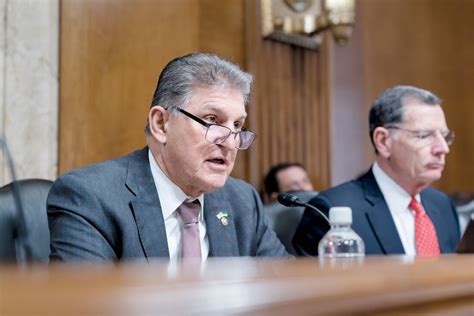 Manchin Capito Discuss Debt Ceiling Permitting Reform In Briefings