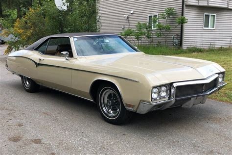 Buick Riviera Barn Finds