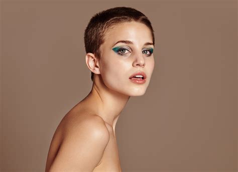 Beauty Campaign For El Palacio De Hierro On Behance