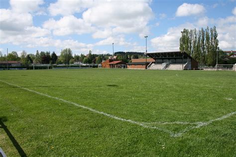 Le Parc Des Sports Craponne Sur Arzon