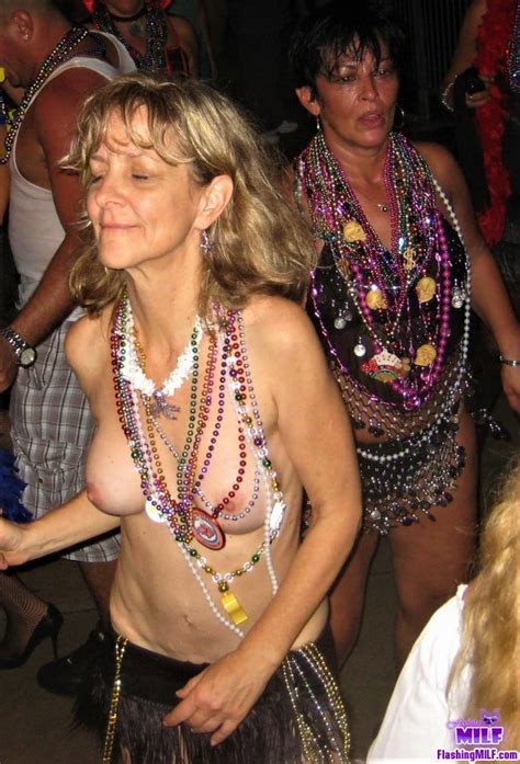 FlashingMILF Real Life MILFs Flashing Tits And Pussy In Public