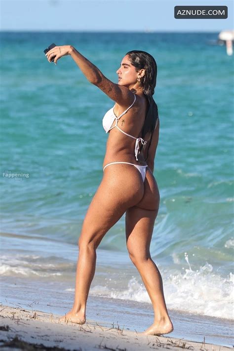 ISABELLA LADERA Nude AZNude