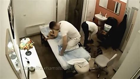 Big Granny Gets Massage And Deep Penetration Amateur Porn By Mature Nl Xhamster