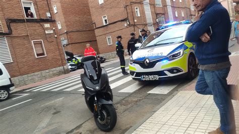 GALERÍA Tres detenidos por una pelea con arma blanca en la calle de