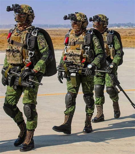 Fer Operators On A Deployment Rmexicanmilitary