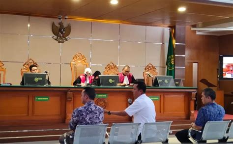 Ema Sumarna Ungkap Soal Perjalanan Yana Mulyana Ke Thailand