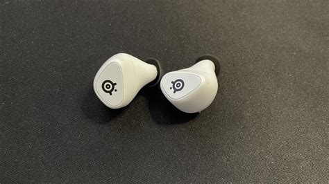 The Best Wireless Gaming Earbuds These Are The Buds Id Allow To