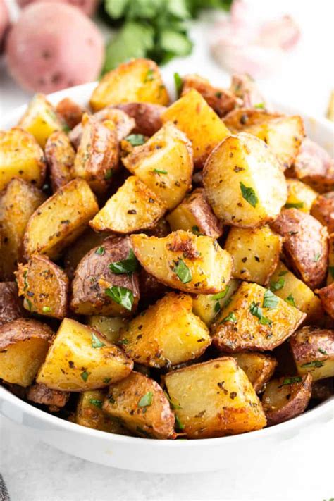 Garlic Parmesan Roasted Red Potatoes With Video • Bread Booze Bacon