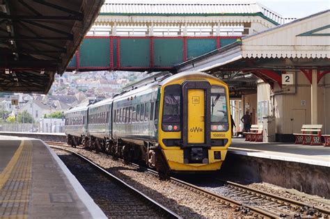 Gwr Class 158 At Paignton Railway Station Tony Winward Flickr