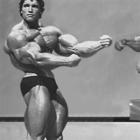 Ronnie Coleman Vs Arnold Schwarzenegger