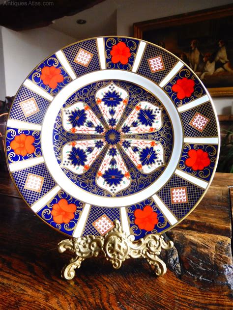 Antiques Atlas Royal Crown Derby 1128 Imari Cabinet Plate