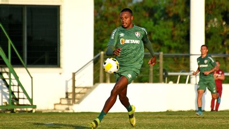 Fluminense Renova Contrato De Promessa Por Mais Dois AnosJogada 10