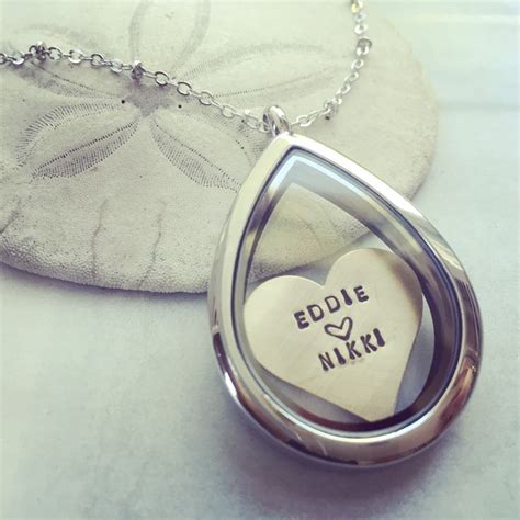 Custom Name Locket Personalized Locket Necklace Heart - Etsy