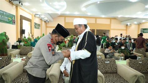 Pbnu Kata Gus Yahya Akan Tetap Berada Di Belakang Polri Tribun Medan