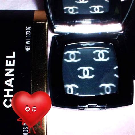 FRAN COSMETICS : CHANEL Lip Gloss Clear Irreelle Lip Makeup Compact kit ...