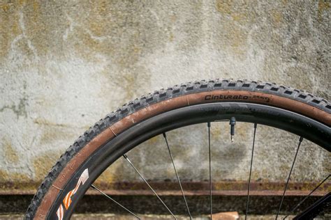 Pirelli Cinturato Gravel S Le Pneu Gravel Pour Les Terrains Les Plus