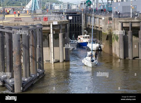 Alexandra head cardiff hi-res stock photography and images - Alamy