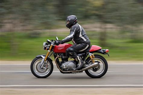 Review: Triumph's Thruxton R is a beauty and a beast