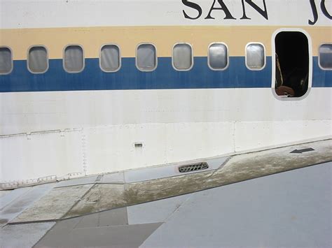 Boeing 727 100 Sjsu 727 Apu Exhaust Starboard Wing Root Flickr