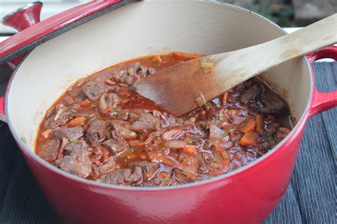 Boeuf Bourguignon Dit Stoofgerecht Uit De Franse Bourgognestreek Vind