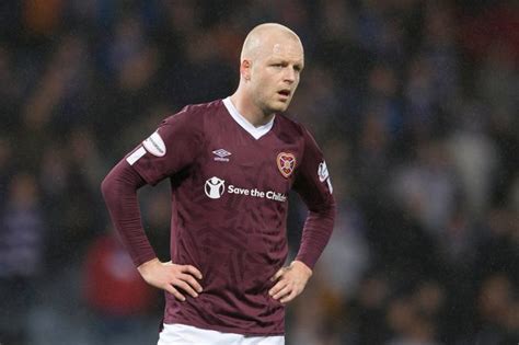 Steven Naismith injury latest as Hearts striker returns to training ...