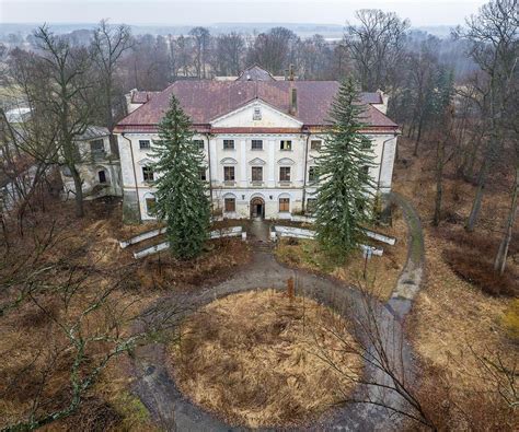 L Skie Pa Ac W Koniecpolu Niszczeje I Jest W Coraz Gorszym Stanie