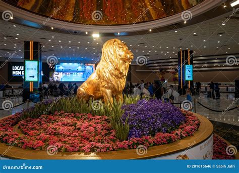 Las Vegas, NV - 4 5 2023: MGM Grand Lion in the Lobby of the MGM Grand ...