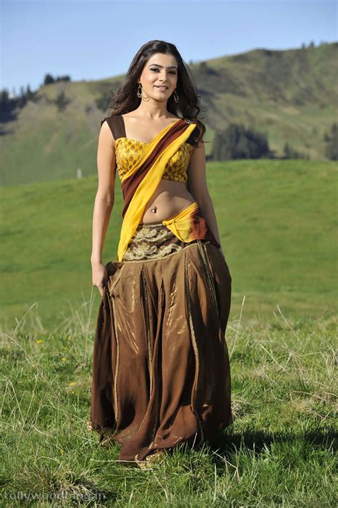 Samantha Ruth Prabhu Hot Saree Photos From Dookudu Telugu Movie