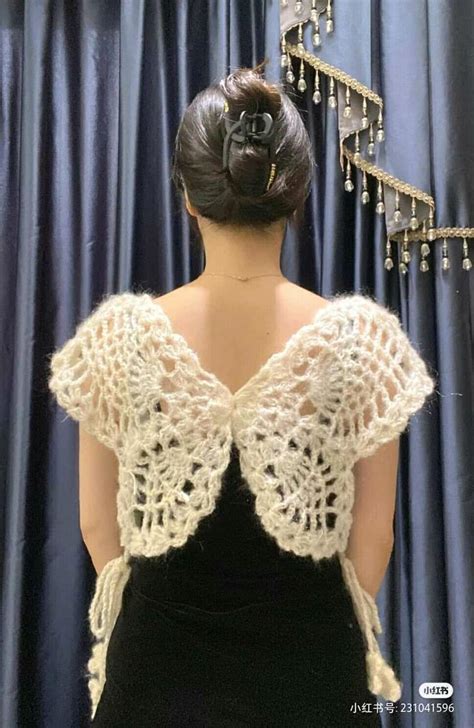 Pin By Heba Omar 313 On Crochet Clothes ملابس كروشيه In 2024 Crochet Ladies Tops Crochet Top