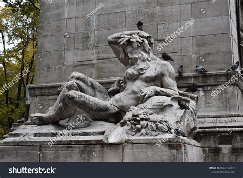 Central Park Nude Man Statue Roman Stock Photo 1866152833 Shutterstock