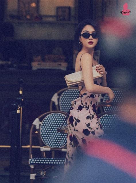 Ngọc Trinh khoe lưng trần nóng bỏng trong bộ cánh 2 dây ảnh nude mới nhất NUDEVN